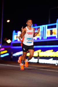 BIB: 40333
                            <button type="button" onclick="openModal(22831103)" class="btn btn-primary btn-sm float-right btn-popup" data-toggle="modal" data-target=".modal-high-quality">
                        <i class="fas fa-shopping-cart"></i> Add to Cart
                    </button>
                                            <button type="button" onclick="isThisMe(22831103, true)" class="btn btn-success btn-sm float-right btn-popup btn-isme hidden" data-toggle="tooltip" data-placement="bottom" title="นี่คือรูปของคุณใช่ไหม คลิกที่นี่เพื่อเอาเข้าอัลบั้ม">
                        <i class="fas fa-plus"></i> Add to album
                    </button>
                    <button type="button" onclick="isThisMe(22831103, false)" class="btn btn-warning btn-sm float-right btn-popup btn-isnotme hidden">
                        <i class="fas fa-ban"></i> Remove from album
                    </button>